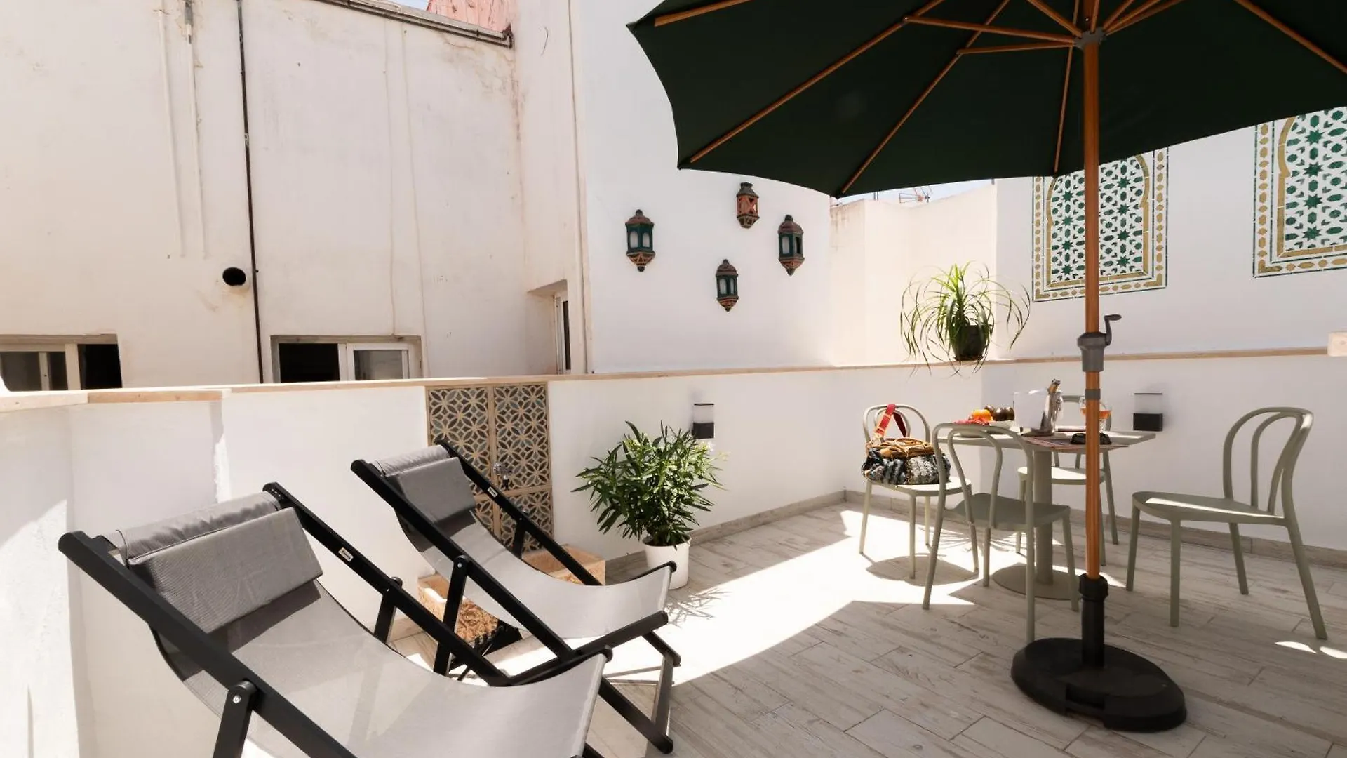 Casa Esmeralda - Luxury Boutique Apartments Old Town Estepona