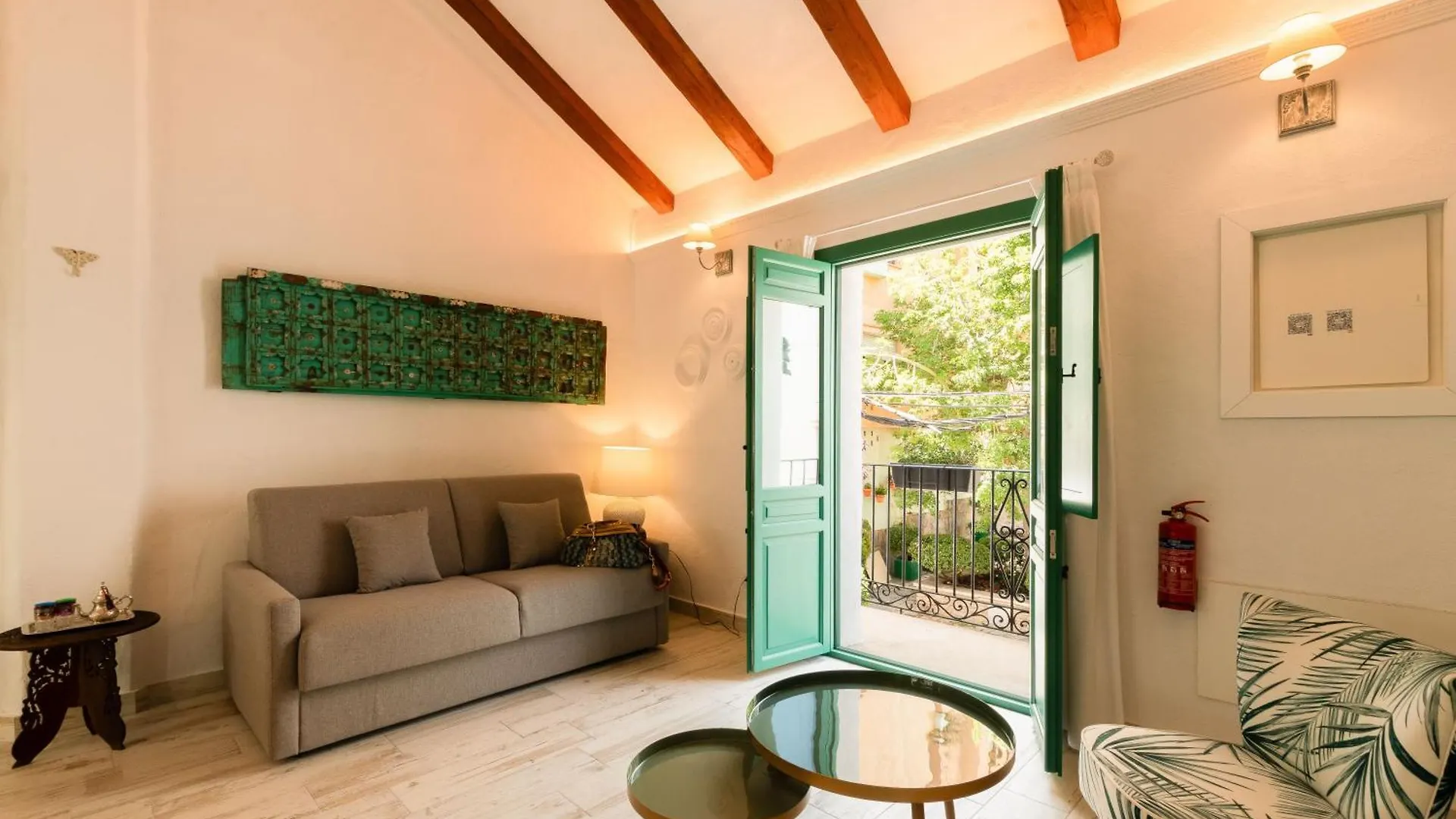 Casa Esmeralda - Luxury Boutique Apartments Old Town Estepona
