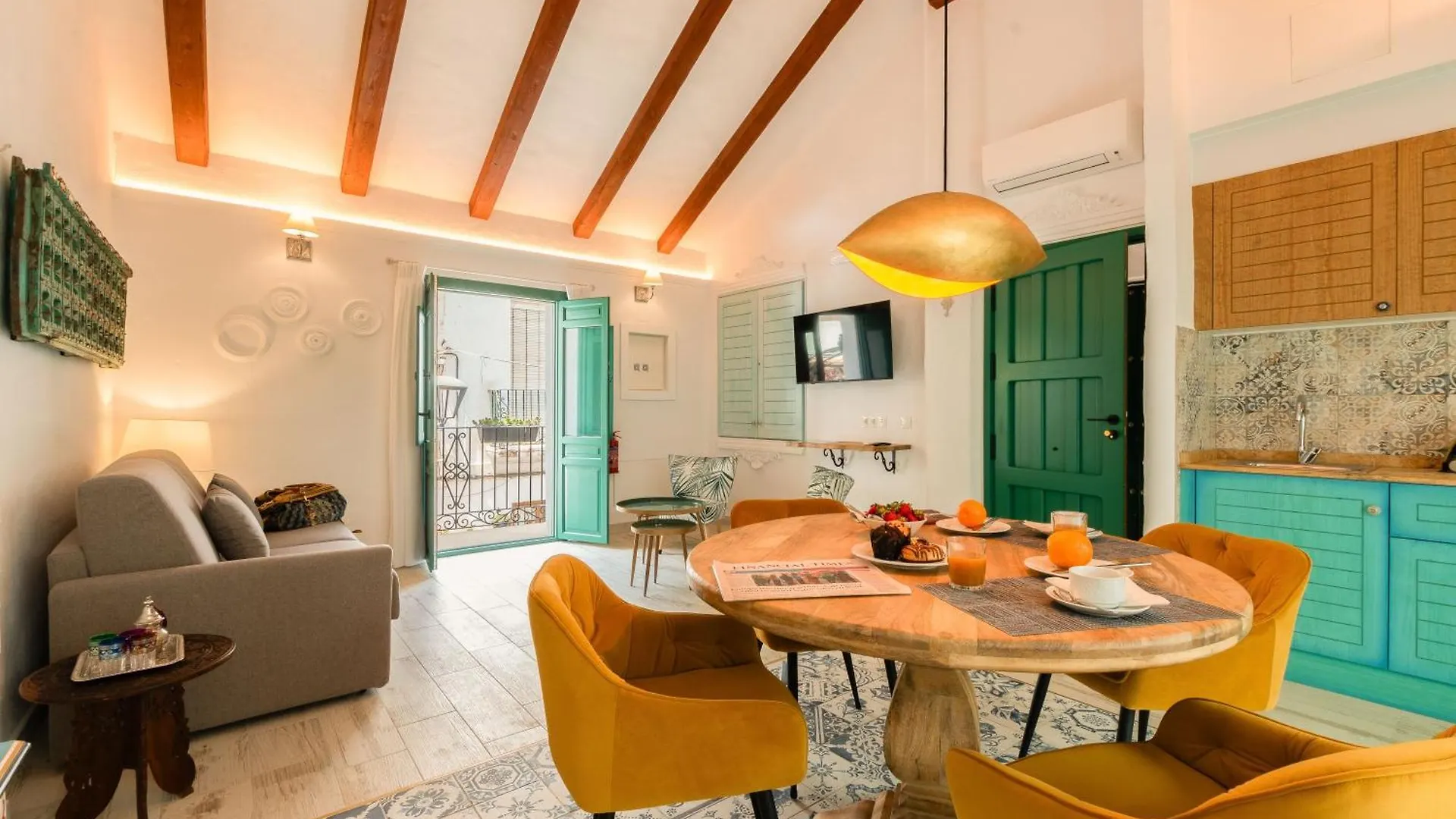 Casa Esmeralda - Luxury Boutique Apartments Old Town Estepona