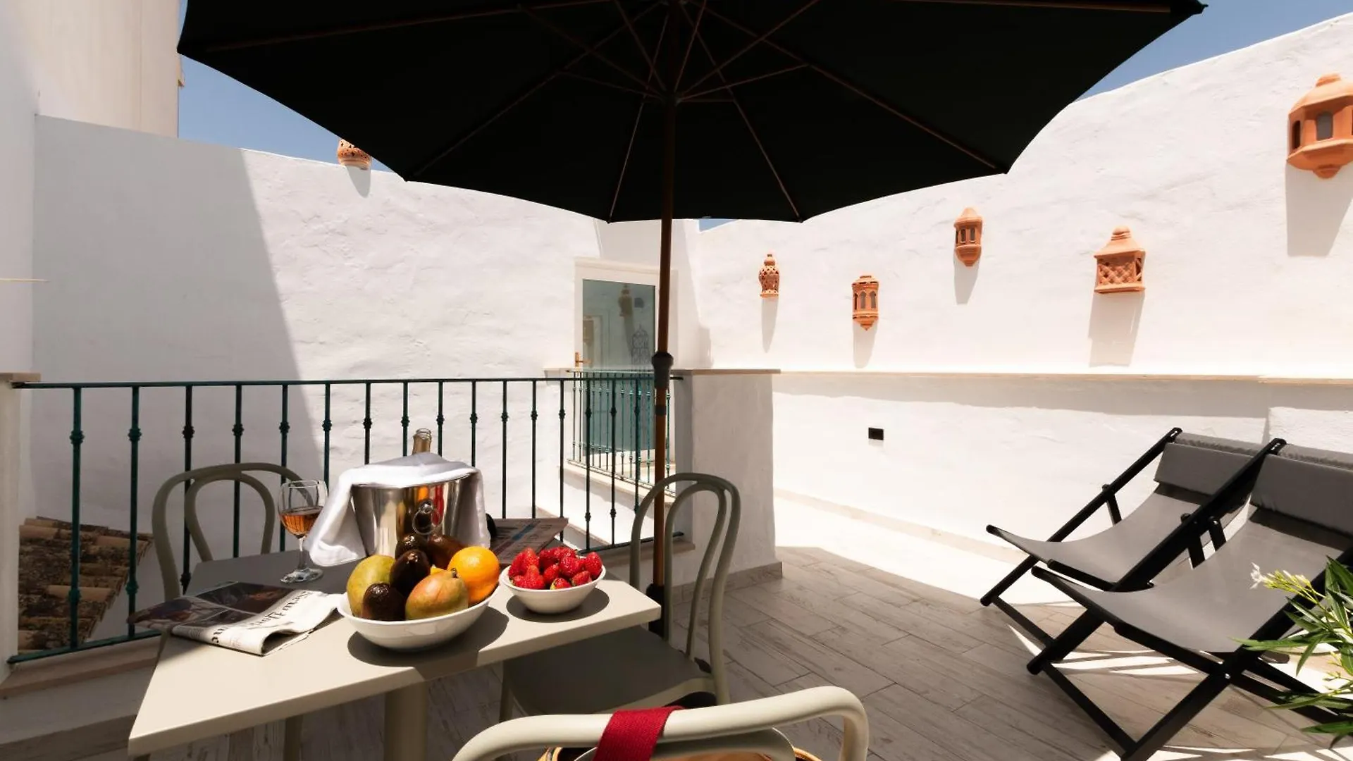 Casa Esmeralda - Luxury Boutique Apartments Old Town Estepona