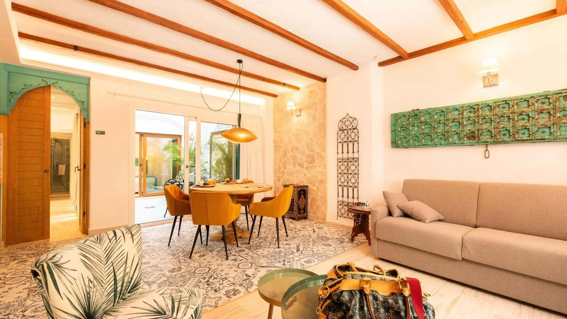 Casa Esmeralda - Luxury Boutique Apartments Old Town Estepona