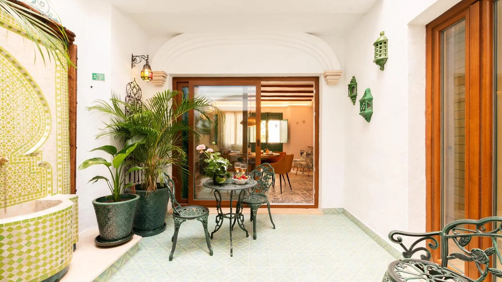 Casa Esmeralda - Luxury Boutique Apartments Old Town Estepona